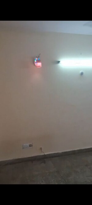 Room in 2 BHK Builder Floor at Lajpat Nagar I – for Rent