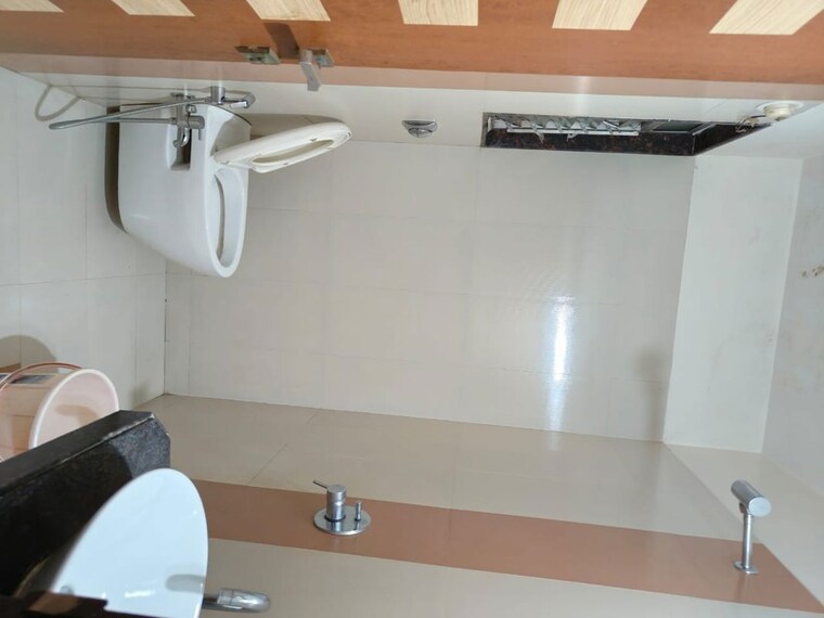 Bathroom, sector 16 kopar khairane Pg For Boys In Sector 16 Kopar Khairane 10514631