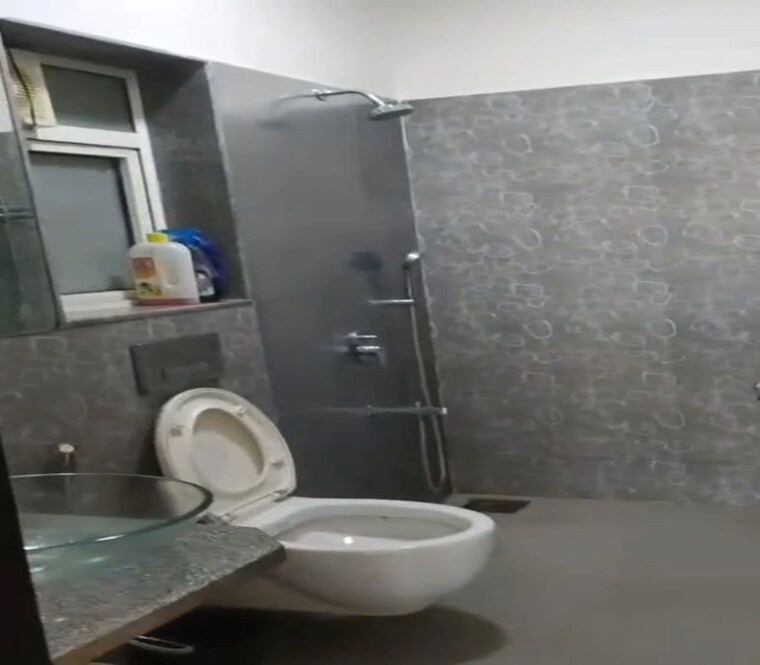 Bathroom, omkar-veda-exclusive 3 Bedroom 1100 Sq.Ft. Apartment In Parel Mumbai 10514624