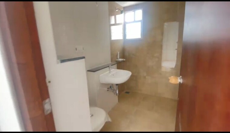 Bathroom, sbr-keerthi 3 Bedroom 1550 Sq.Ft. Apartment In Old Madras Road Bangalore 10514568