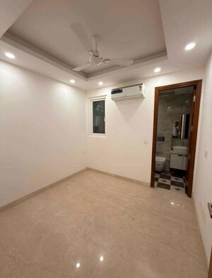 Room in 3 BHK Builder Floor at East Of Kailash – for Rent