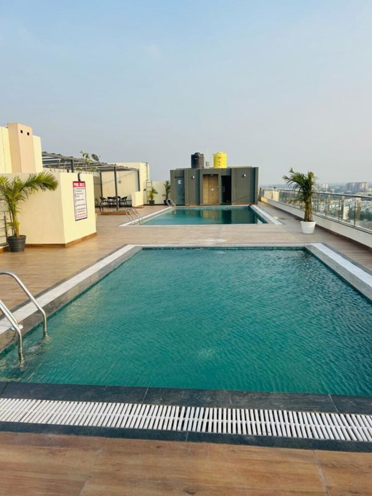 Swimming Pool, kachana 4 Bedroom 2194 Sq.Ft. Apartment In Kachana Raipur 10514634