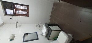 Team Area in 1 BHK Builder Floor at Sector 22 – for Rent