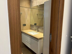 Kitchen in 4 BHK Builder Floor at Green Park – for Rent
