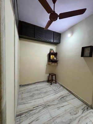 Room in 1.5 BHK Apartment at Premraj CHS, Mulund East – for Rent