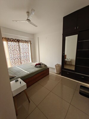 Room in 2 BHK Apartment at Goyal Footprints, Thanisandra Main Road – for Sale