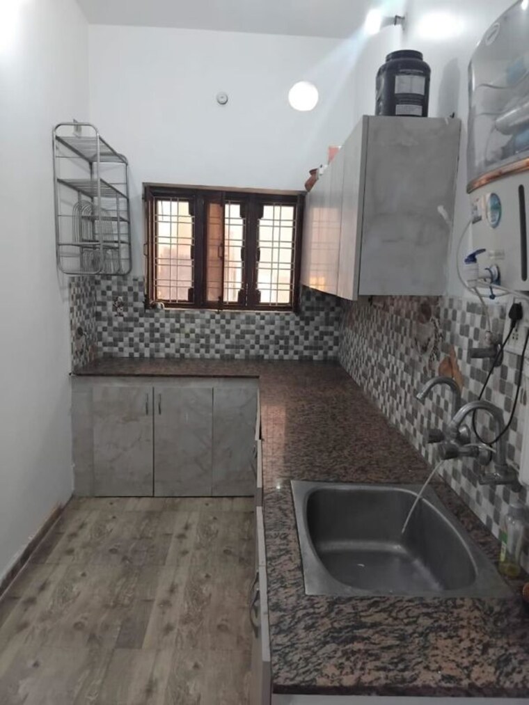 Kitchen, jakhan 1 Bedroom 1200 Sq.Ft. Builder Floor In Jakhan Dehradun 10514741