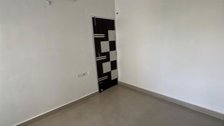 Room, kaveri-apartment 3.5 Bedroom 2000 Sq.Ft. Apartment In Gomti Nagar Lucknow 10514728
