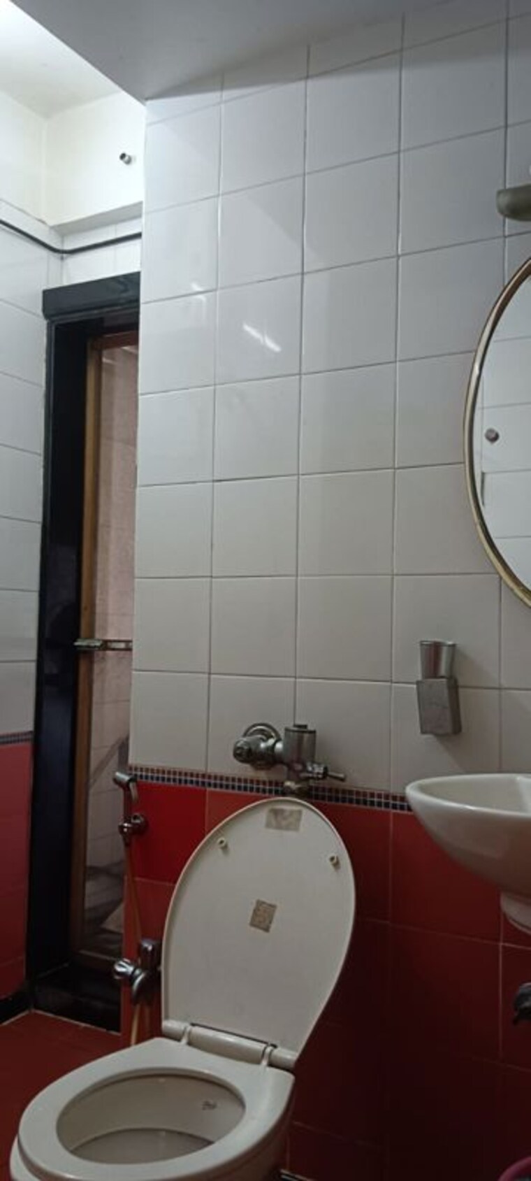Bathroom, dosti-clover 3 Bedroom 890 Sq.Ft. Apartment In Wadala East Mumbai 10514760