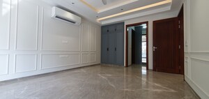 Room in 1 BHK Builder Floor at Sector 22 – for Rent