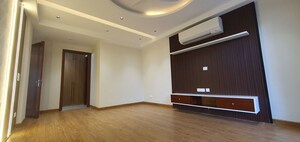 Room in 1 BHK Builder Floor at Sector 22 – for Rent