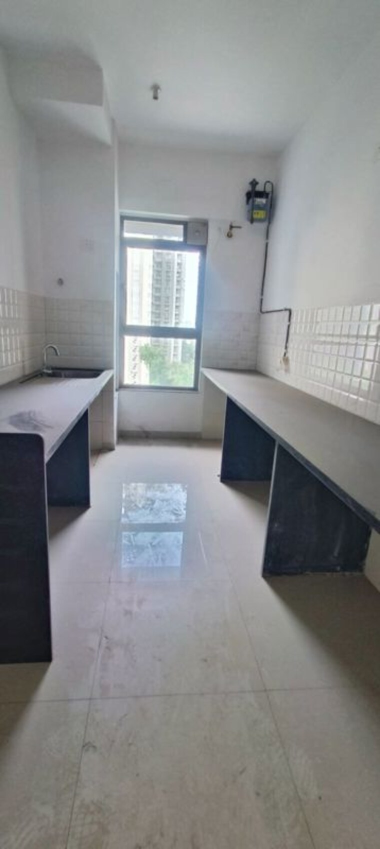 Kitchen, kalpataru-immensa 2 Bedroom 761 Sq.Ft. Apartment In Kolshet Road Thane 10514751
