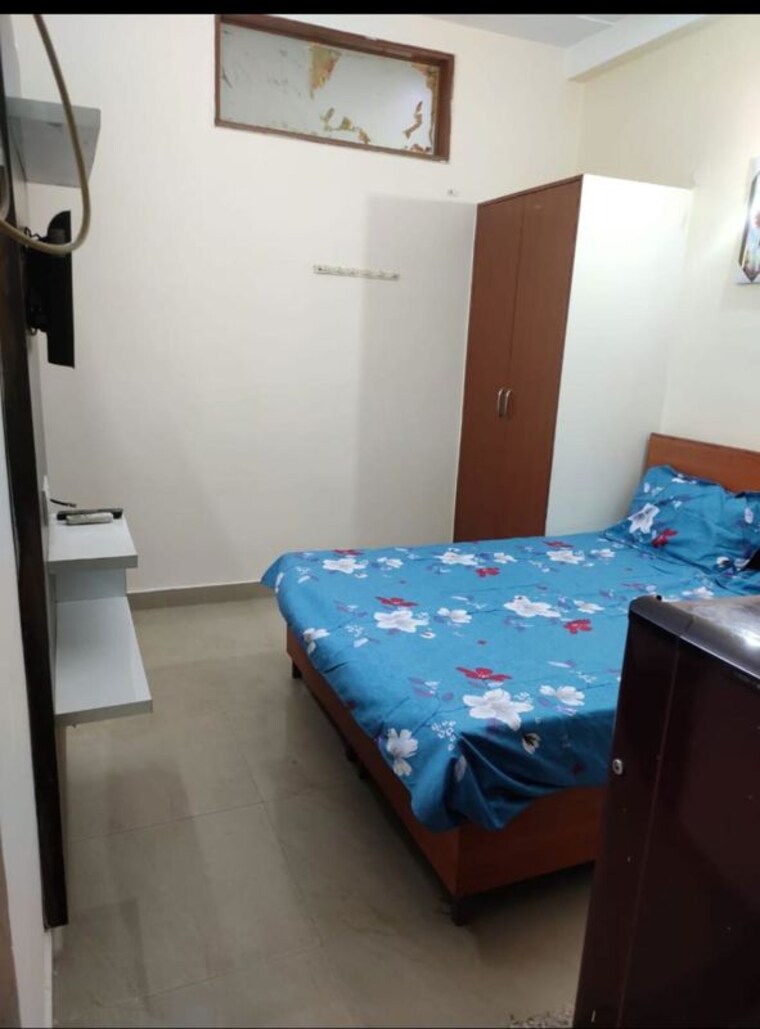 Bedroom, sushant lok i 1 RK 60 Sq.Yd. Builder Floor In Sushant Lok I Gurgaon 10514788