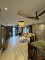 3 BHK + Prayer Room,Servant Room,Study Room,Extra Room,Basement,Store Room 200 Sq.Yd. Builder Floor in New Rajinder Nagar