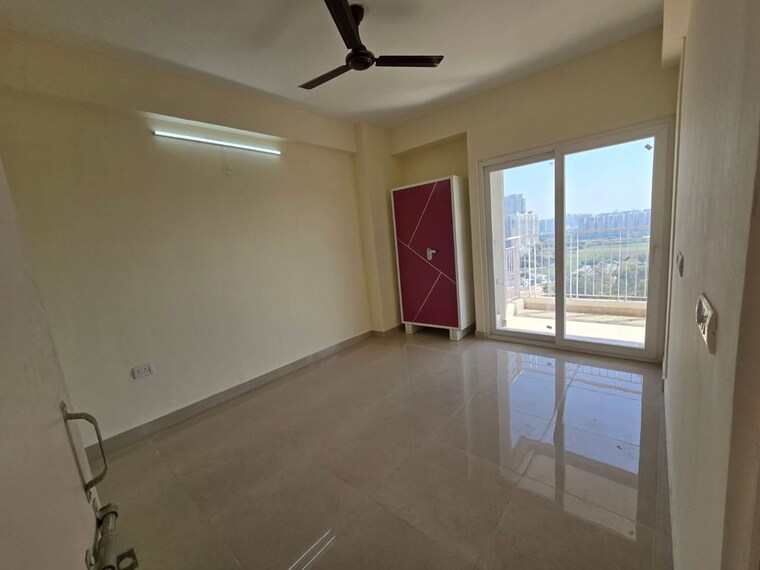 Room, gls-avenue-51 3 Bedroom 823 Sq.Ft. Apartment In Sector 92 Gurgaon 10514813
