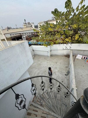 Balcony in 3 BHK Independent House at Shimla Bypass Road – for Rent