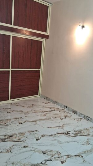 Room in 3 BHK Builder Floor at East Of Kailash – for Rent