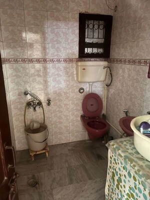 Bathroom in 2 BHK Builder Floor at Sector 47 – for Rent