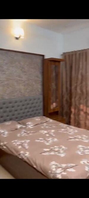 Bedroom in 2 BHK Apartment at Chandiwala Pearl Platinum, Jogeshwari West – for Rent