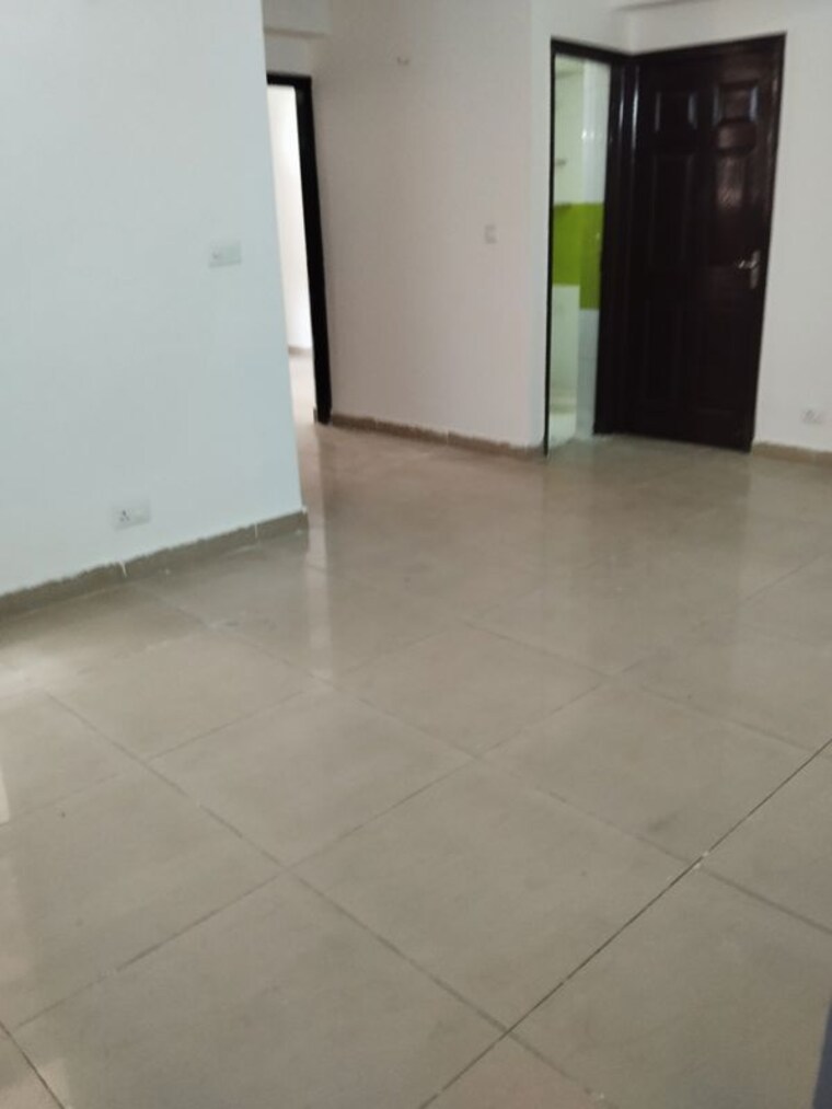 Room, supertech-cape-town 2 Bedroom 930 Sq.Ft. Apartment In Sector 74 Noida 10514902