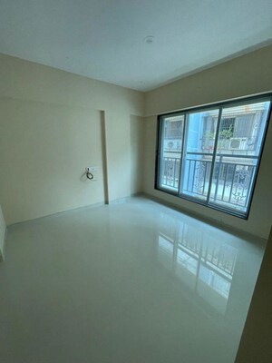 2 BHK Apartment For Sale in Vile Parle East