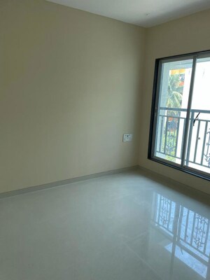 Room in 2 BHK Apartment at Vile Parle East – for Sale
