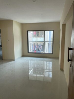 Room in 2 BHK Apartment at Vile Parle East – for Sale