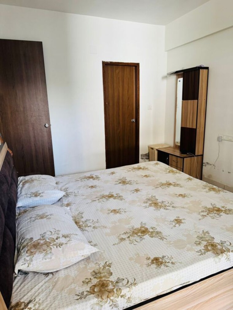Bedroom, aaryan-city 2 Bedroom 1530 Sq.Ft. Apartment In Gota Ahmedabad 10514948
