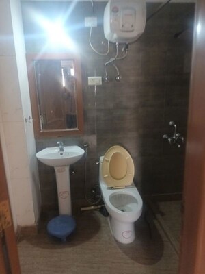 Bathroom in 3 BHK Apartment at Sector 5 Dwarka – for Rent