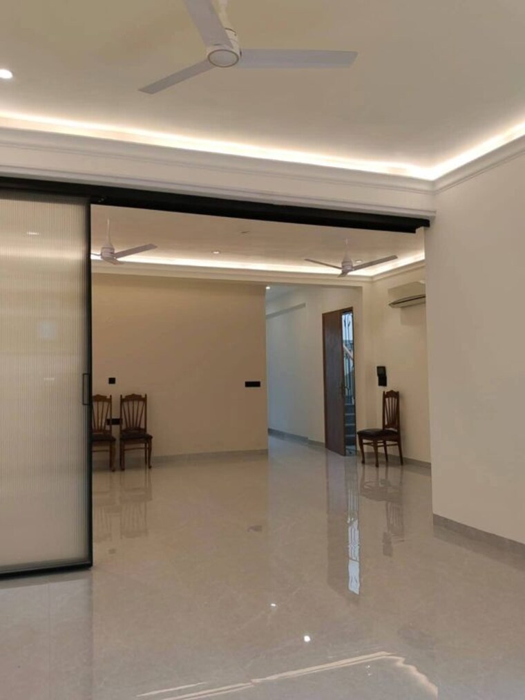 Room, bptp-amstoria 3 Bedroom 303 Sq.Yd. Apartment In Sector 102 Gurgaon 10514966