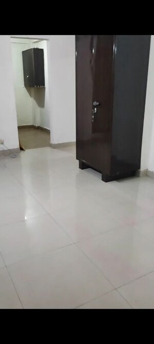 Room in 2 BHK Apartment at Signature Global The Millennia, Sector 37d – for Sale