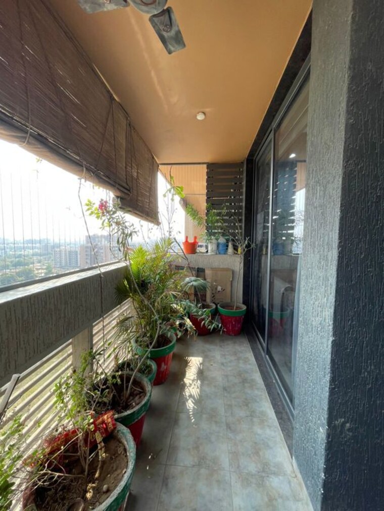 Balcony, krishna nagar 3 Bedroom 2700 Sq.Ft. Apartment In Krishna Nagar Ahmedabad 10514972