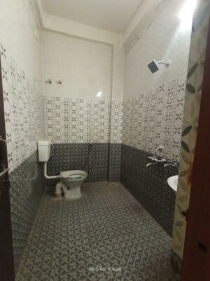 Bathroom in 2 BHK Apartment at Malad East – for Rent