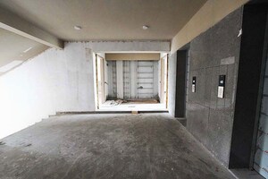 Room in 3 BHK Apartment at Thaltej – for Sale