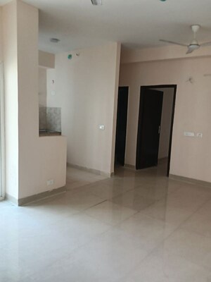 Living Room in 2.5 BHK Apartment at Amrapali Dream Valley – for Rent