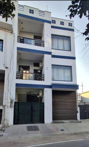 5 BHK Independent House For Sale in Jankipuram