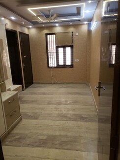 2 BHK Builder Floor For Rent in Janakpuri