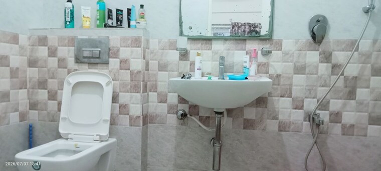 Bathroom, bm-magnolia-park 3 Bedroom 1562 Sq.Ft. Apartment In Whitefield Bangalore 10515025