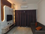 1 BHK 550 Sq.Ft. Apartment in Crescent Silverwoods