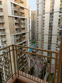 3 BHK + Basement Apartment For Rent in Mahagun My Woods