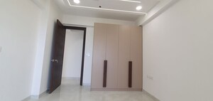 Building Lobby in 1 RK Builder Floor at Sector 23 – for Rent