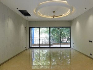 Room in 4 BHK Builder Floor at Greater Kailash ii – for Sale