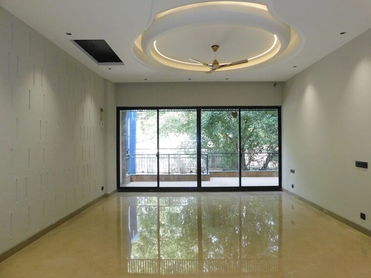 Room, greater kailash ii 4 Bedroom 2700 Sq.Ft. Builder Floor In Greater Kailash ii Delhi 10515121