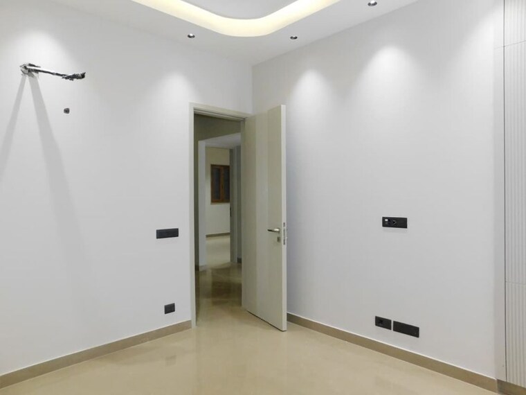 Room, greater kailash ii 4 Bedroom 2700 Sq.Ft. Builder Floor In Greater Kailash ii Delhi 10515121