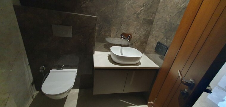 Bathroom, sector 23 2 Bedroom 1400 Sq.Ft. Builder Floor In Sector 23 Gurgaon 10515120