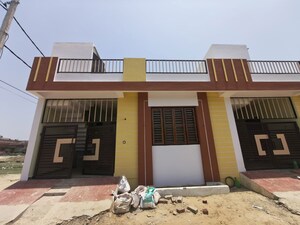 2 BHK Builder Floor For Sale in Takrohi