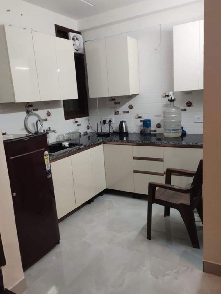 Kitchen, kailash hills 2 Bedroom 75 Sq.Yd. Builder Floor In Kailash Hills Delhi 10515087