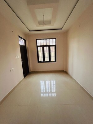 Room in 2 BHK Builder Floor at Takrohi – for Sale