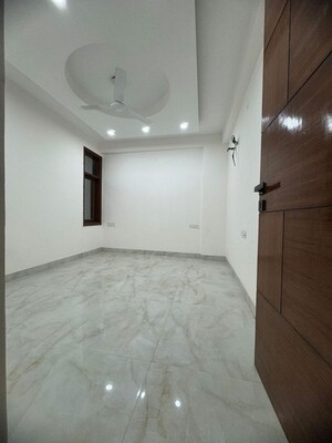 Bathroom in 3 BHK Apartment at Chattarpur – for Rent