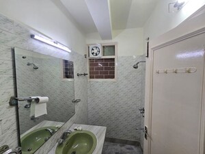 Bathroom in 3 BHK Builder Floor at Sector 31 – for Rent